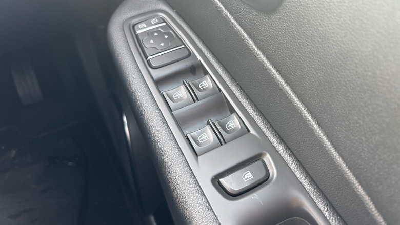 Renault Captur 1.5 dCi 90 Iconic 5dr Diesel Hatchback